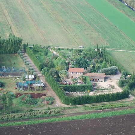 הוילה Sezze Tenuta Le Pantanelle מראה חיצוני תמונה