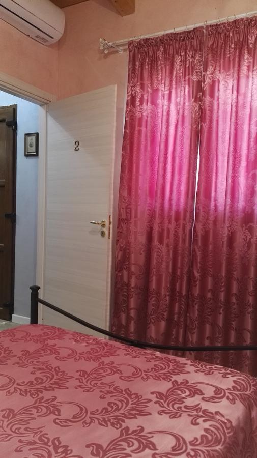 הוילה Sezze Tenuta Le Pantanelle מראה חיצוני תמונה
